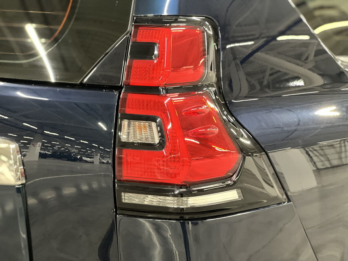 Toyota Land Cruiser Prado 150 Series Рестайлинг 2, 2017 Фото №9