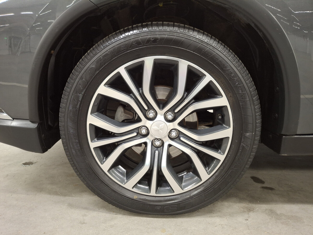 Mitsubishi Outlander III Рестайлинг 2, 2016 Фото №17