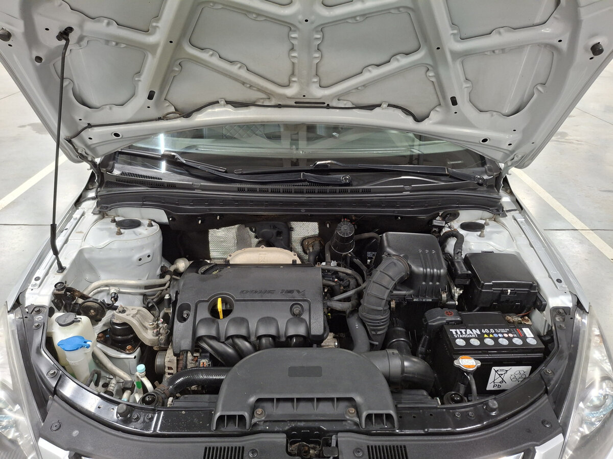 Hyundai i30 I Рестайлинг, 2011 Фото №9