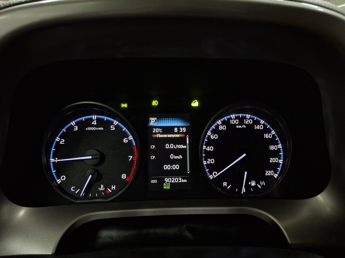 Toyota RAV4 IV (XA40) Рестайлинг, 2017 Фото №13