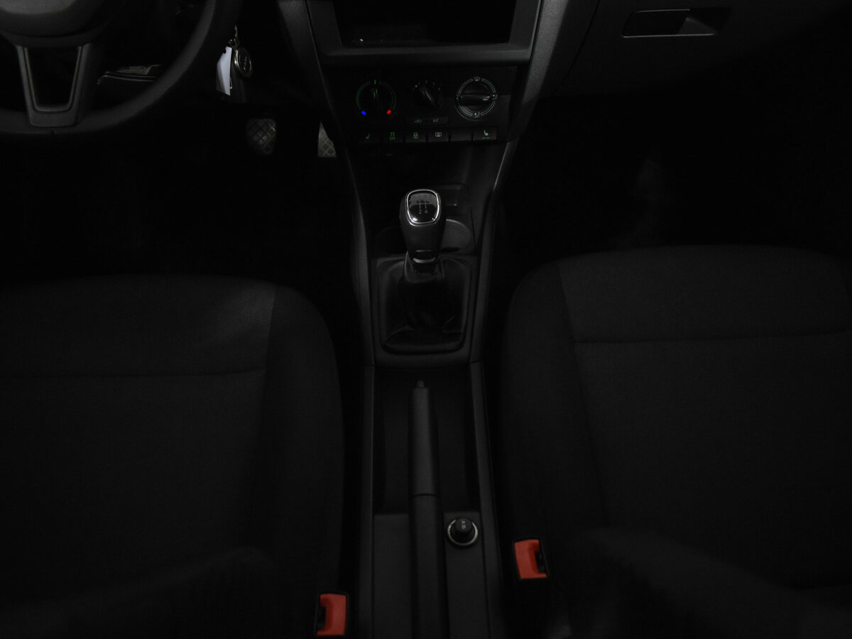 Skoda Rapid I Рестайлинг, 2017 Фото №14