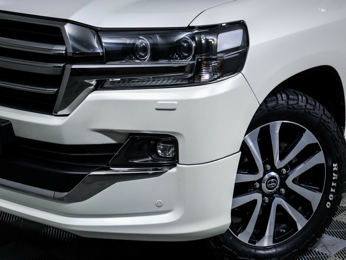 Toyota Land Cruiser 200 Series Рестайлинг 2, 2019 Фото №15