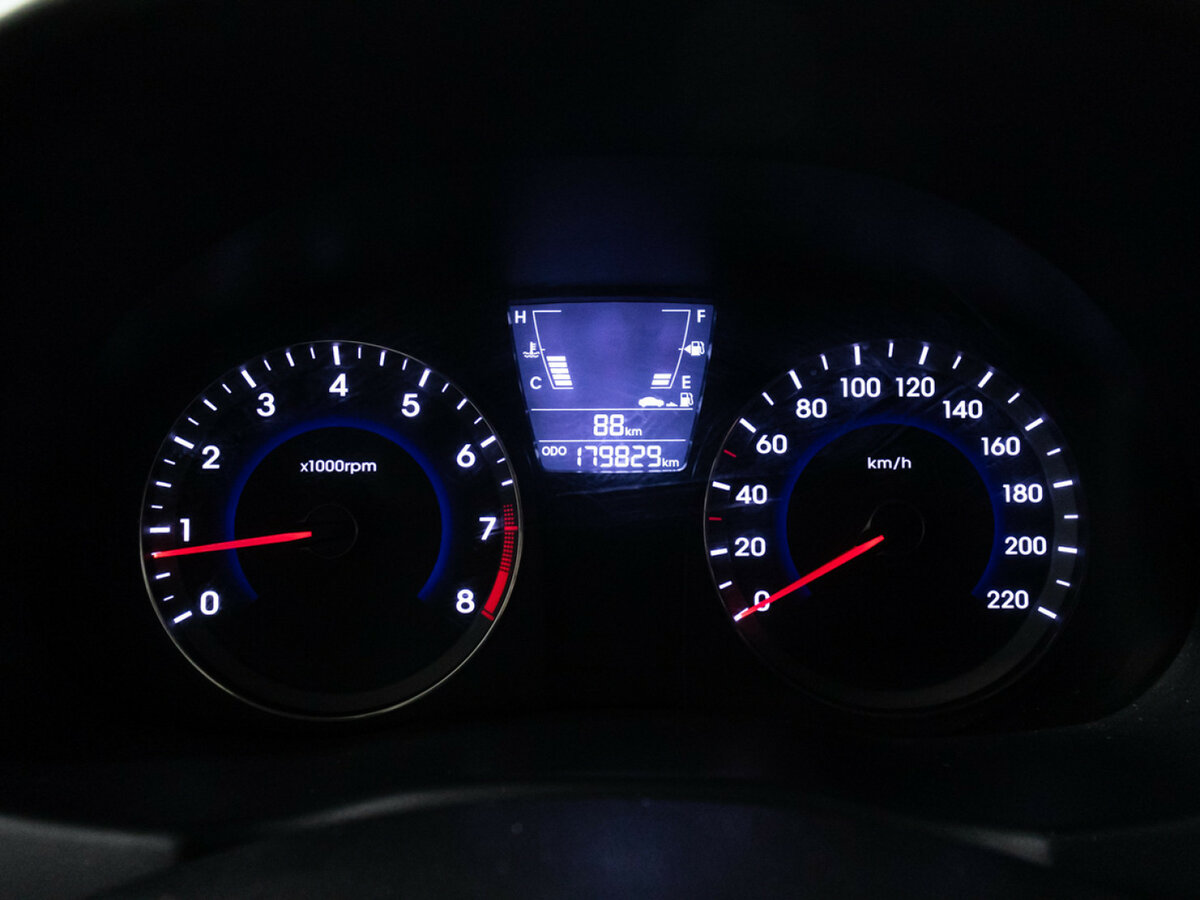 Hyundai Solaris I, 2011 Фото №12