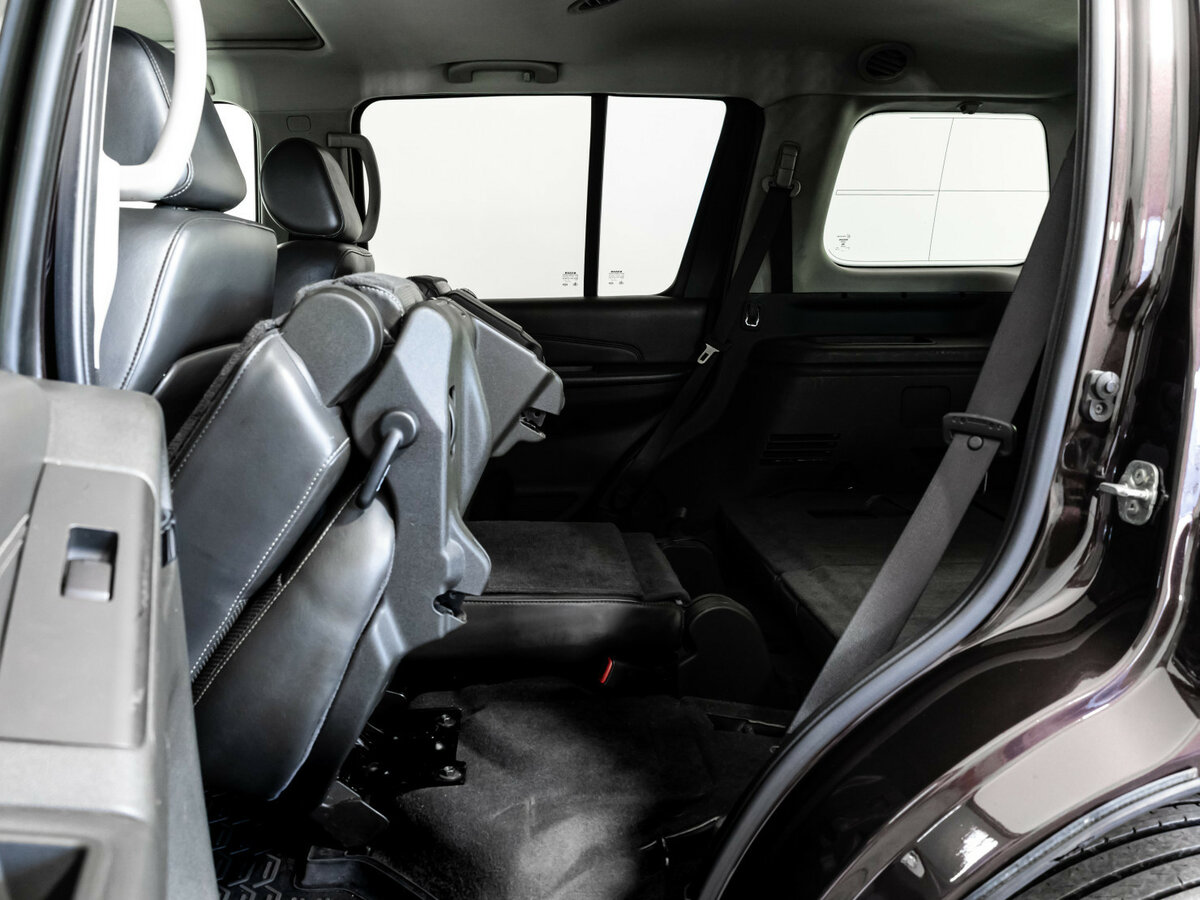 Nissan Pathfinder III Рестайлинг, 2010 Фото №21