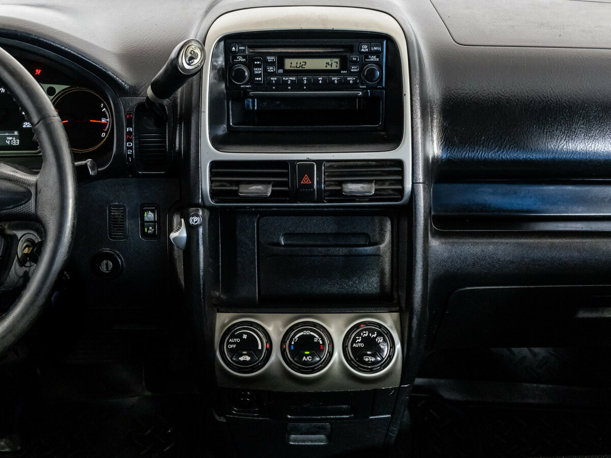 Honda CR-V II Рестайлинг, 2006 Фото №9