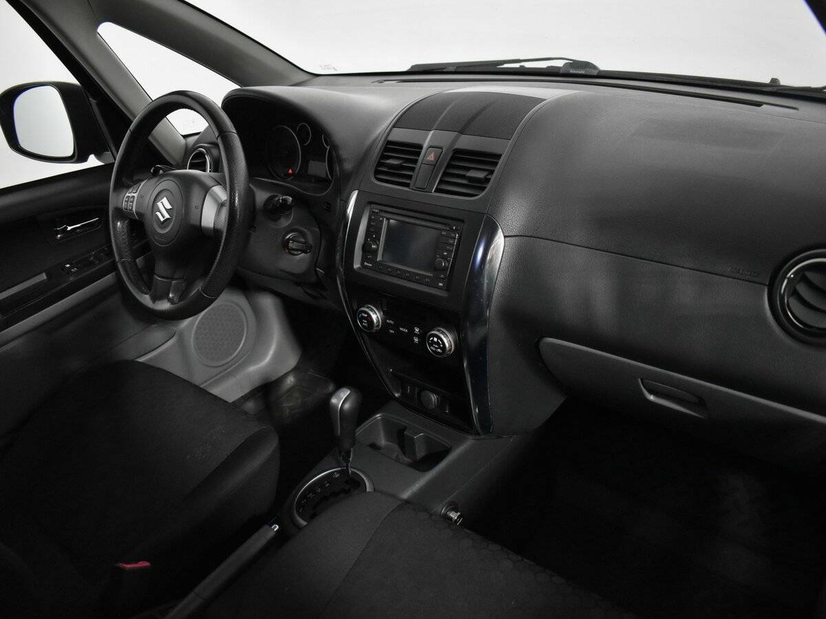 Suzuki SX4 I (Classic) Рестайлинг, 2011 Фото №12