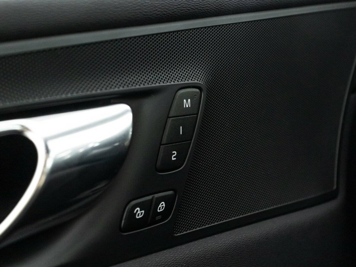 Volvo XC60 II, 2020 Фото №15