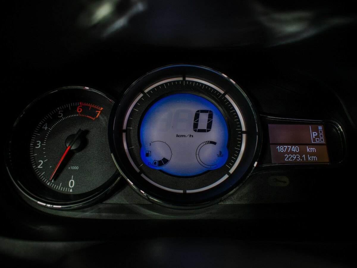 Renault Fluence I Рестайлинг, 2013 Фото №10