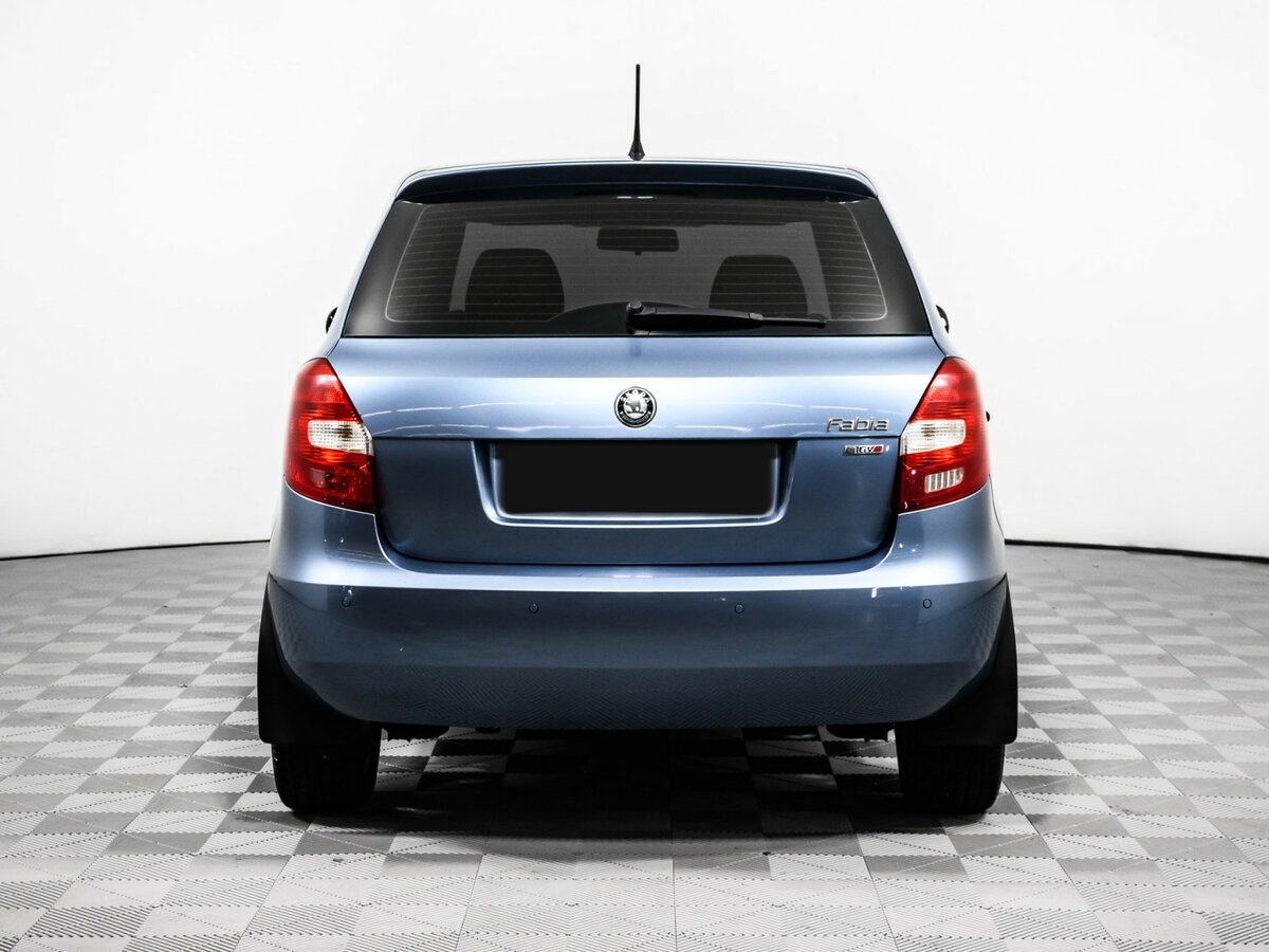 Skoda Fabia II Рестайлинг, 2011 Фото №6
