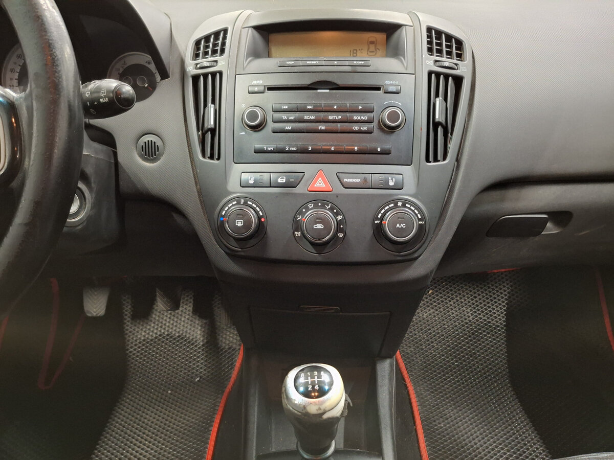 Kia Ceed I, 2008 Фото №15