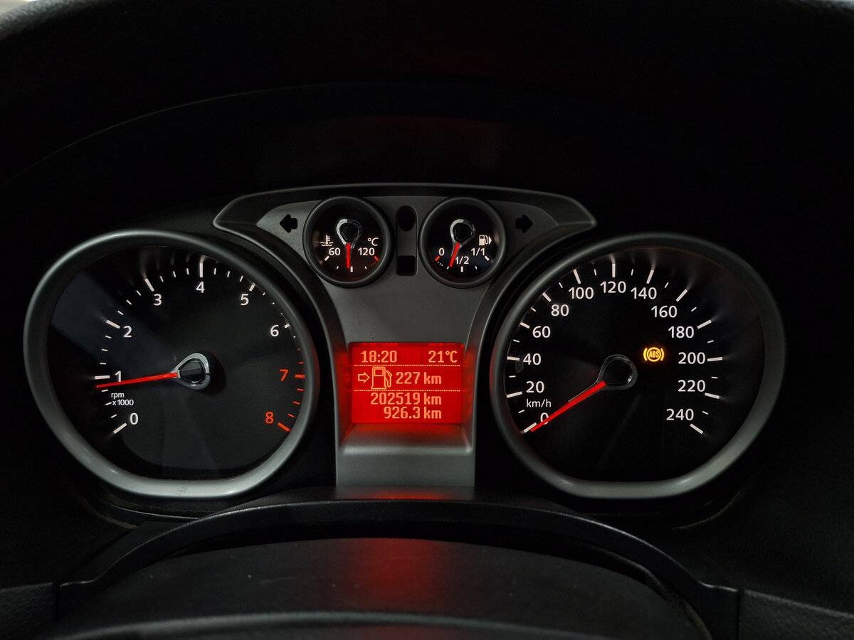 Ford Focus II Рестайлинг, 2010 Фото №13