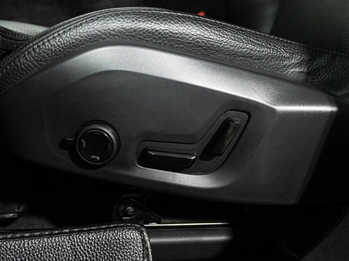 Volvo XC60 II, 2020 Фото №14