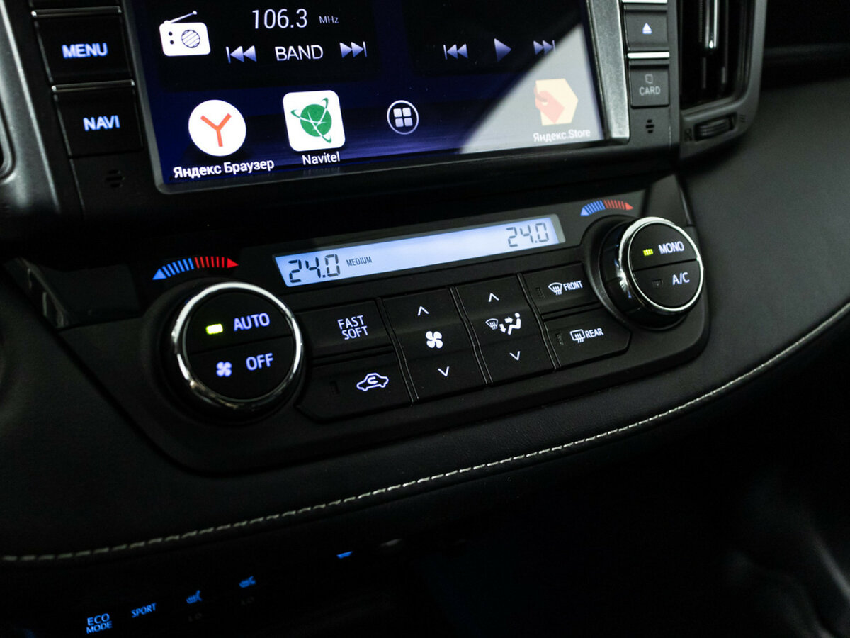 Toyota RAV4 IV (XA40) Рестайлинг, 2016 Фото №17