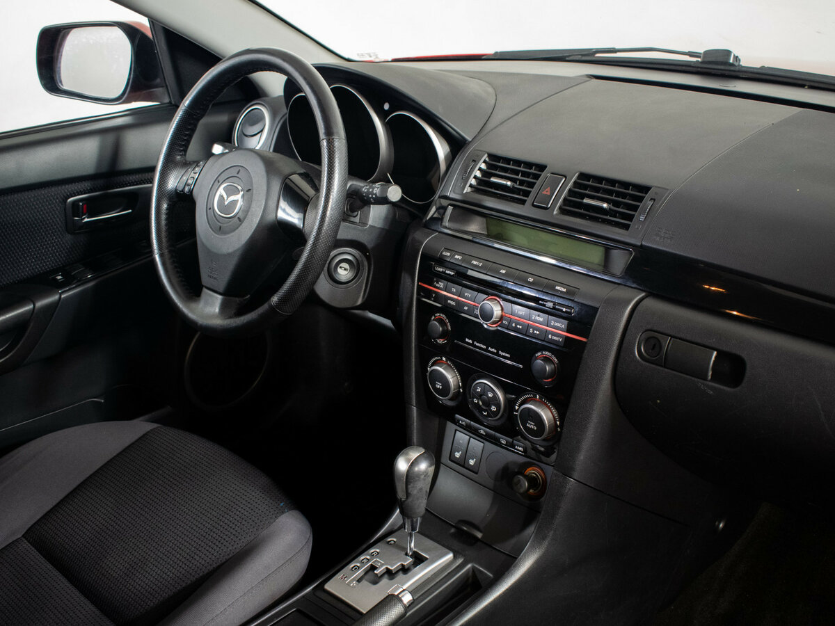 Mazda 3 I (BK) Рестайлинг, 2008 Фото №10
