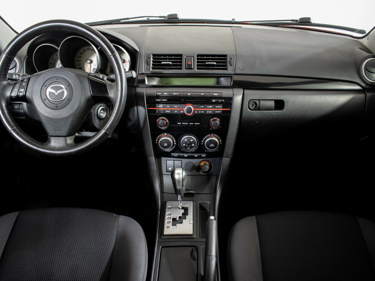 Mazda 3 I (BK) Рестайлинг, 2008 Фото №11