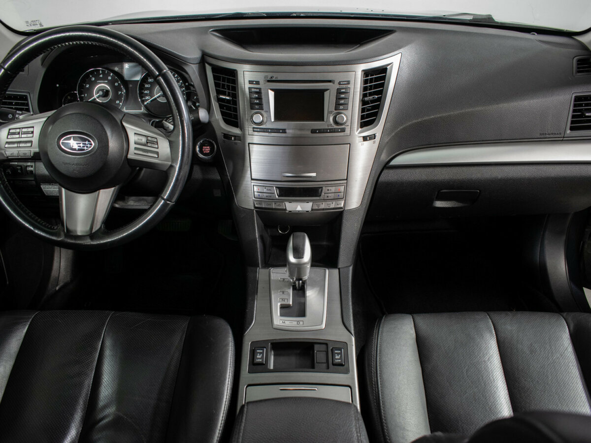 Subaru Outback IV, 2011 Фото №11