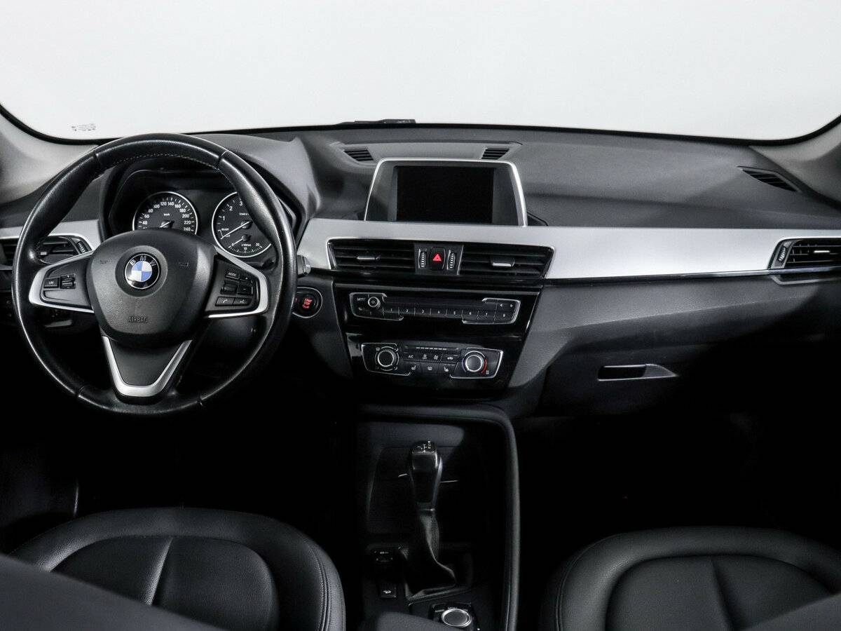 BMW X1 20i xDrive II (F48), 2016 Фото №12