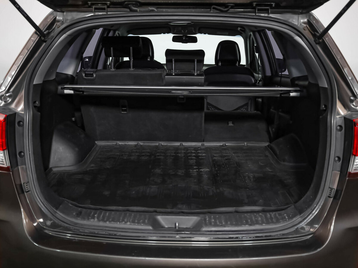 Kia Sorento II Рестайлинг, 2013 Фото №25