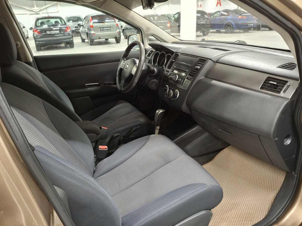 Nissan Tiida I, 2008 Фото №11