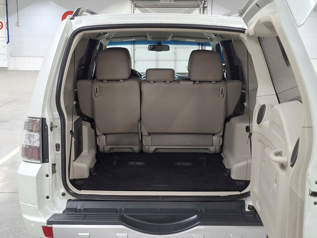 Mitsubishi Pajero IV Рестайлинг 2, 2020 Фото №10