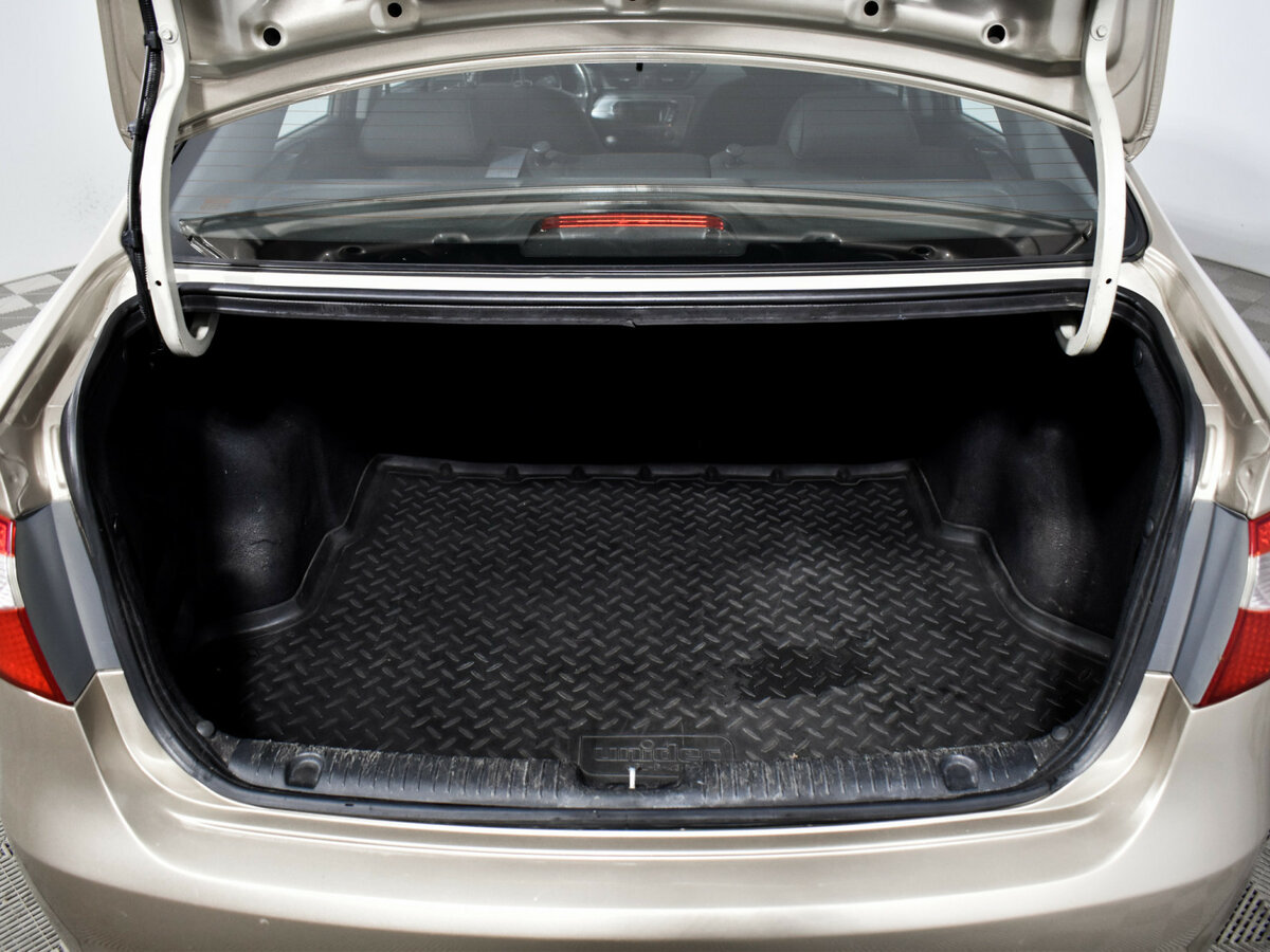 Kia Rio 5-speed III, 2011 Фото №16