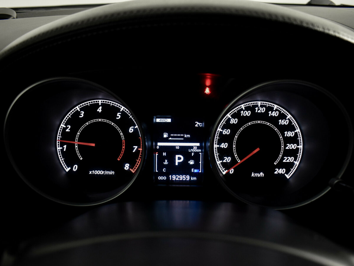 Mitsubishi Outlander II Рестайлинг, 2010 Фото №18