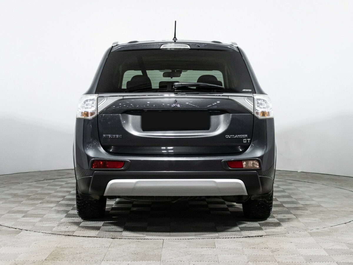 Mitsubishi Outlander III Рестайлинг, 2014 - 121 050 км. | Фото №6
