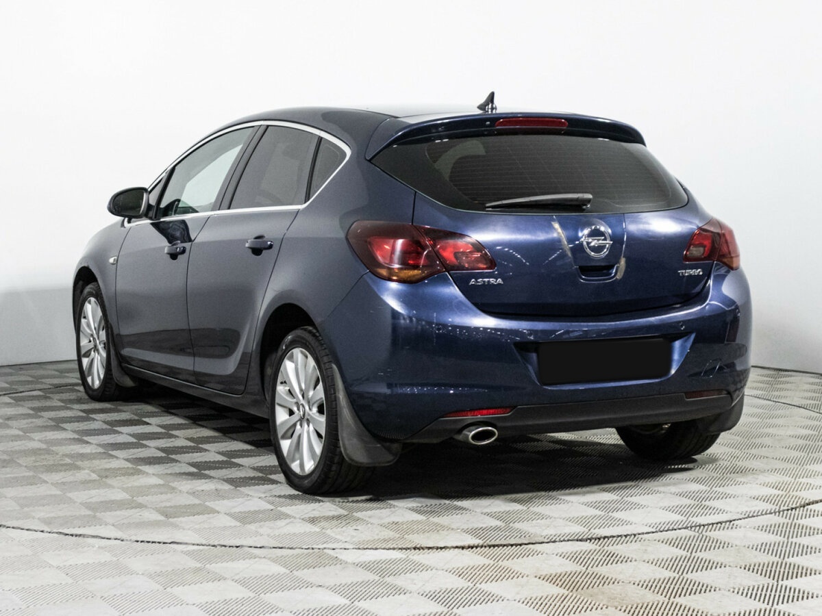 Opel Astra J, 2010 - 252 372 км. | Фото №7