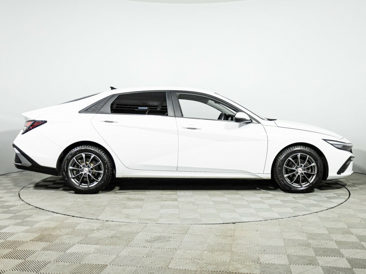 Hyundai Elantra VII (CN7) Рестайлинг, 2023 - 29 459 км. | Фото №4