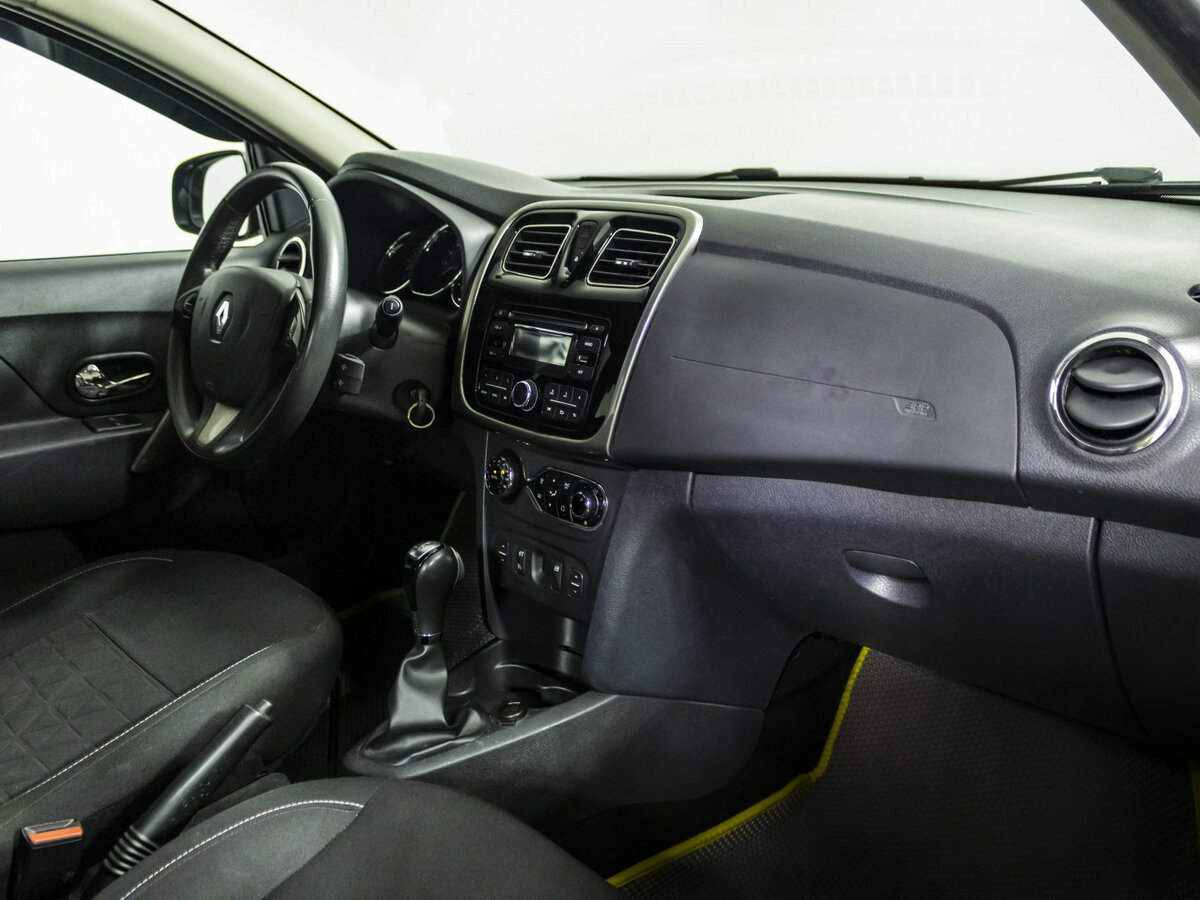 Renault Sandero Stepway II, 2015 - 50 874 км. | Фото №7