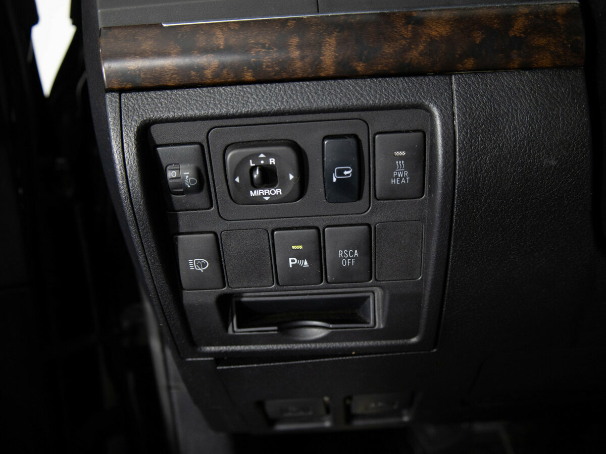 Toyota Land Cruiser 200 Series, 2008 Фото №11