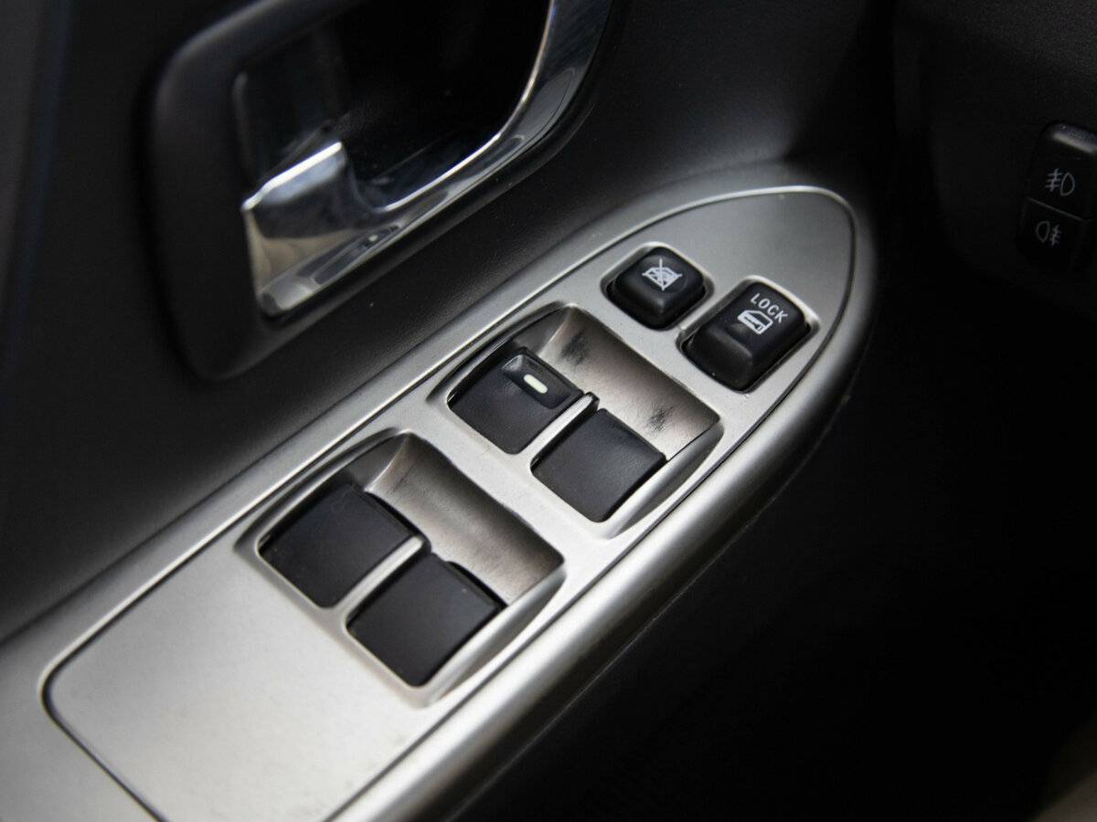 Mitsubishi Pajero IV Рестайлинг 1, 2013 Фото №16