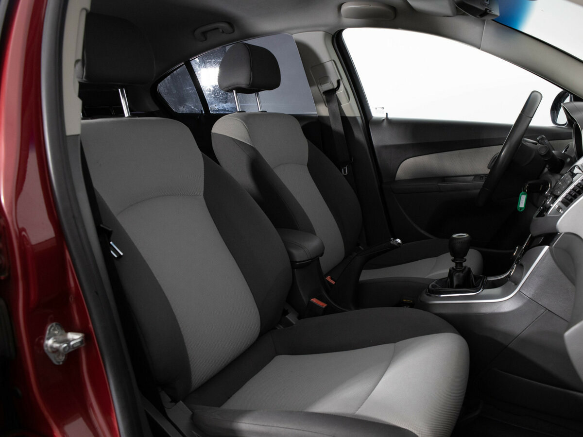 Chevrolet Cruze I, 2010 Фото №15