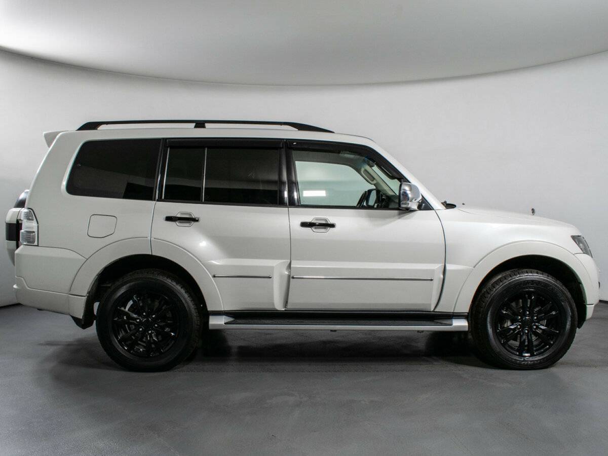 Mitsubishi Pajero IV Рестайлинг 2, 2020 - 61 000 км. | Фото №4