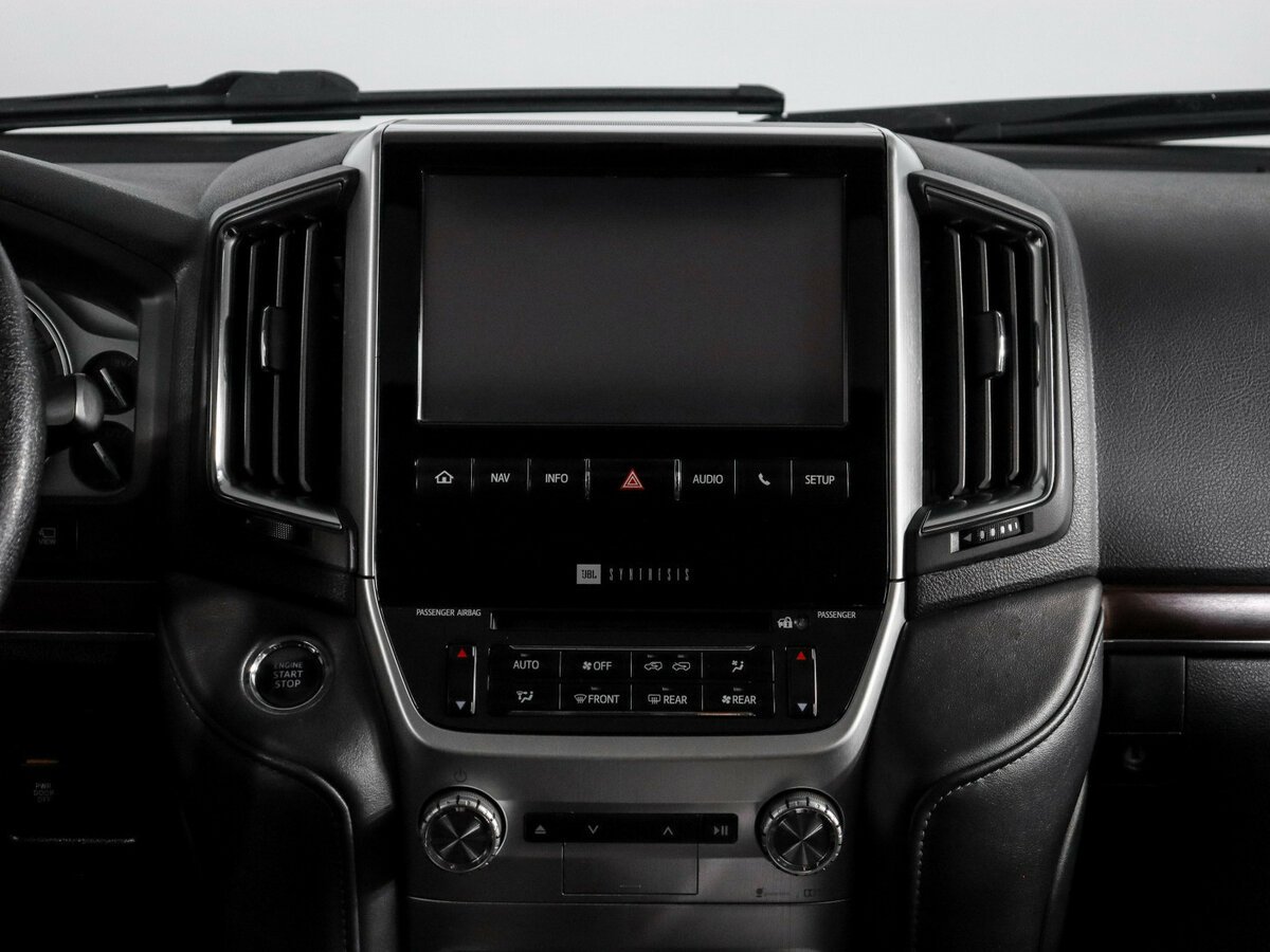 Toyota Land Cruiser 200 Series Рестайлинг 2, 2015 Фото №13