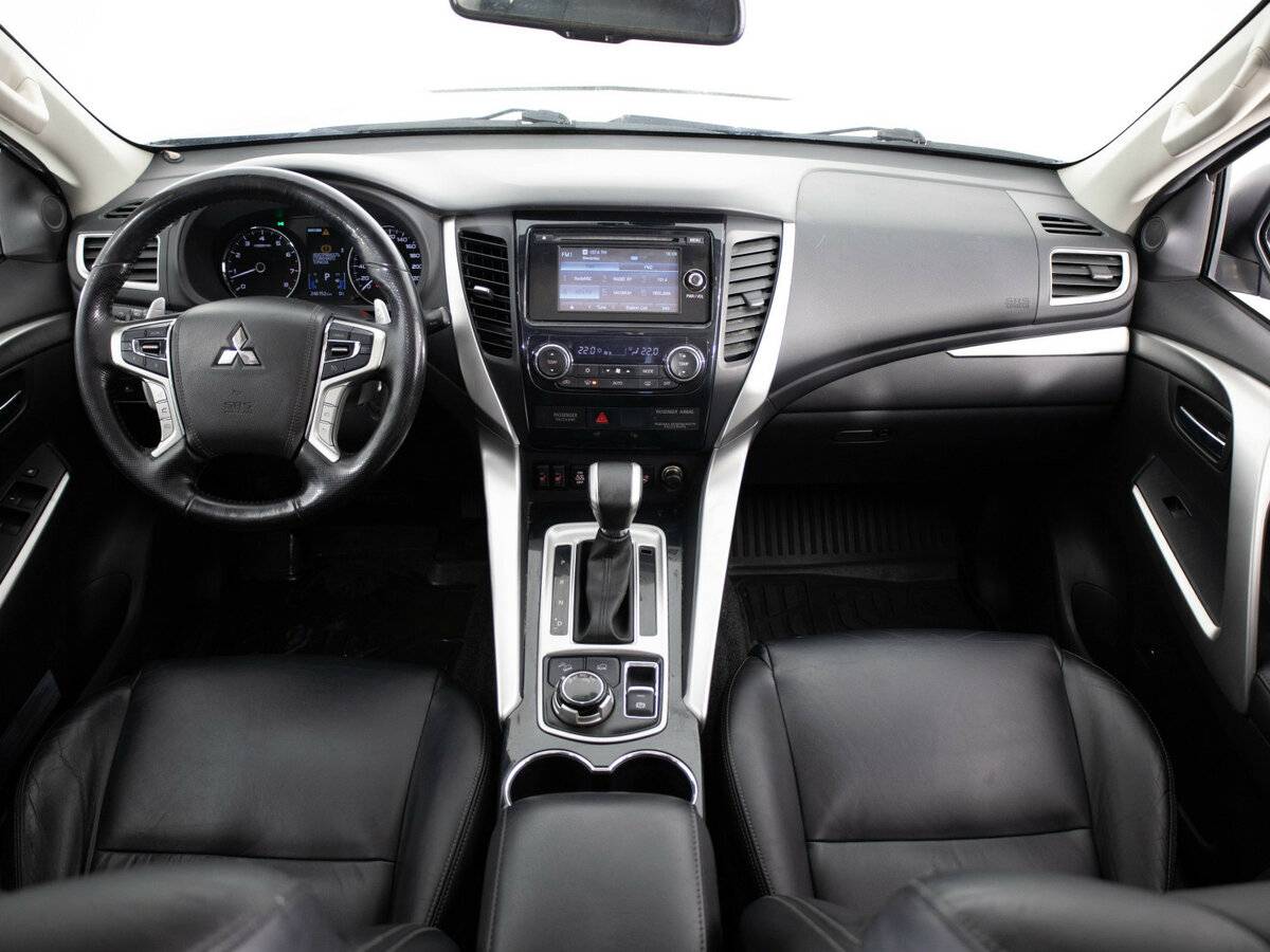 Mitsubishi Pajero Sport III, 2016 - 246 151 км. | Фото №5