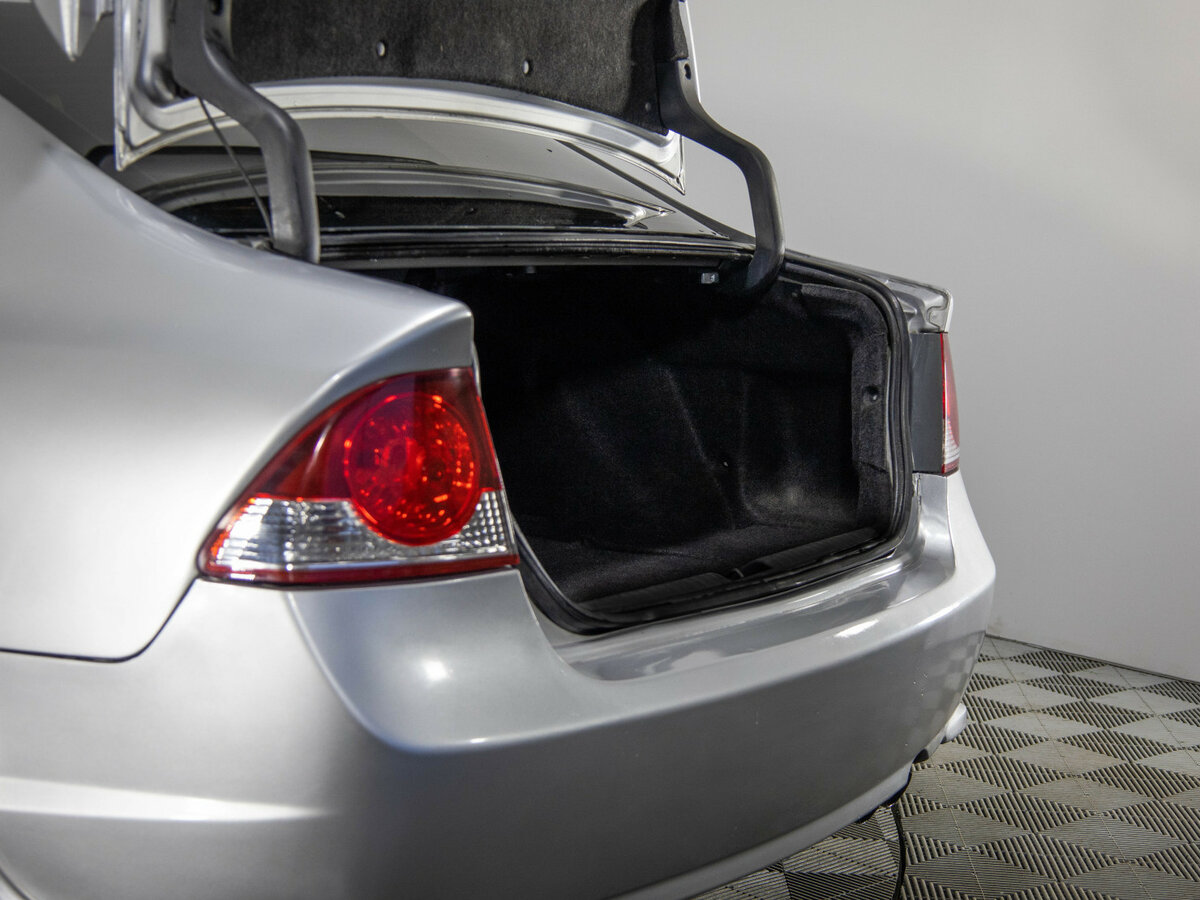 Honda Civic VIII, 2008 - 246 000 км. | Фото №7