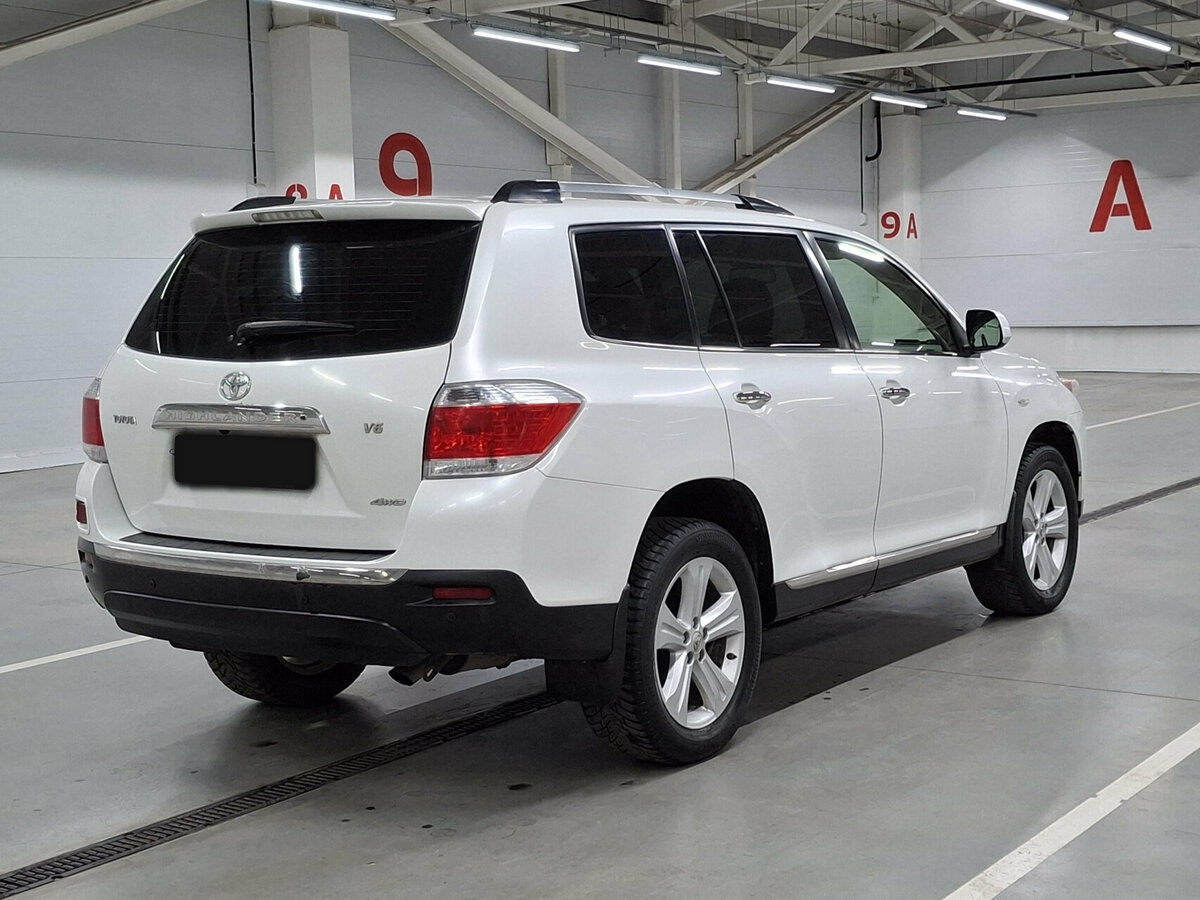 Toyota Highlander II (U40) Рестайлинг, 2012 Фото №5
