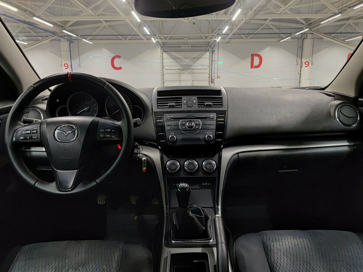 Mazda 6 II (GH) Рестайлинг, 2010 Фото №14