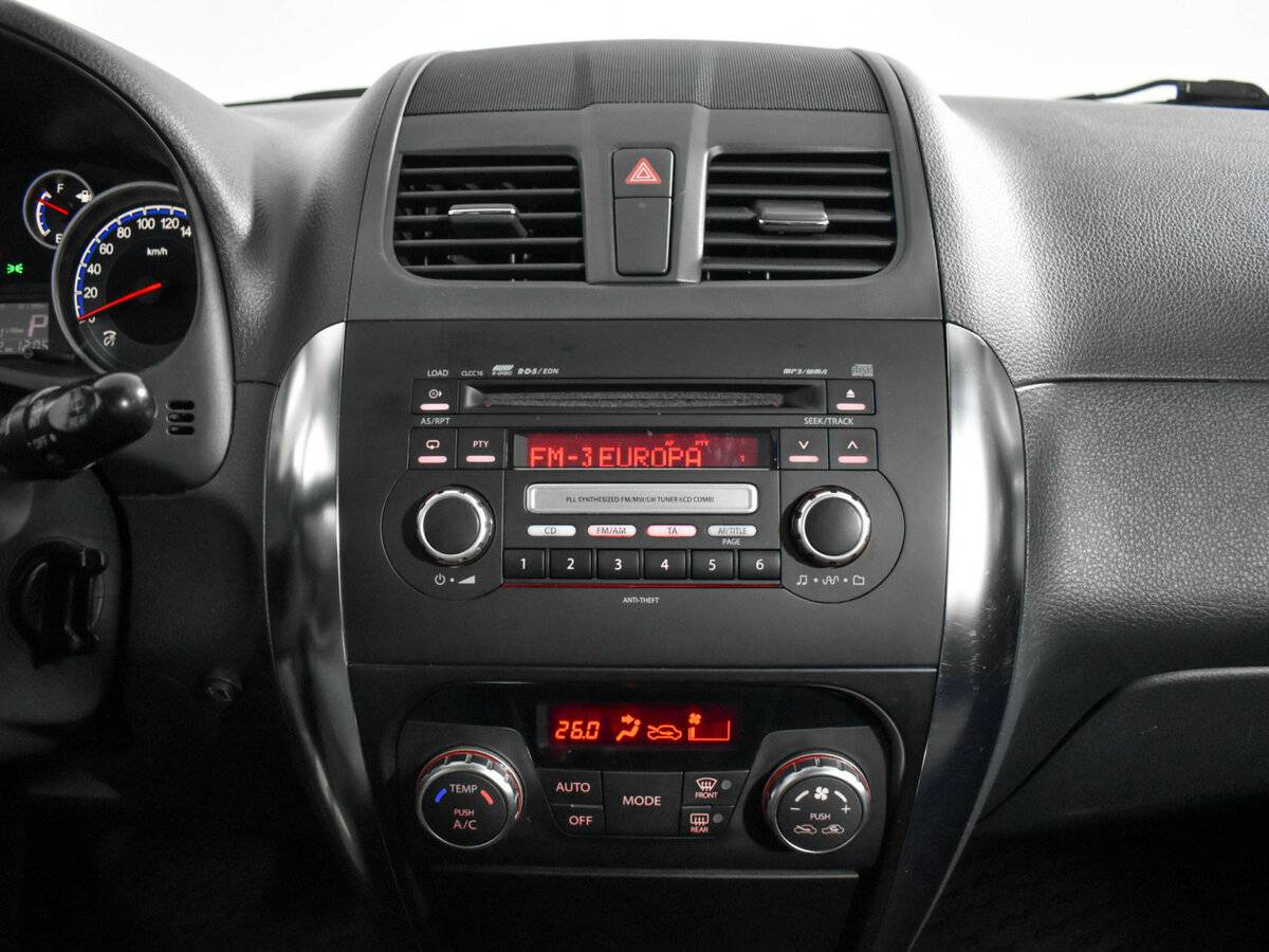 Suzuki SX4 I (Classic) Рестайлинг, 2010 Фото №12