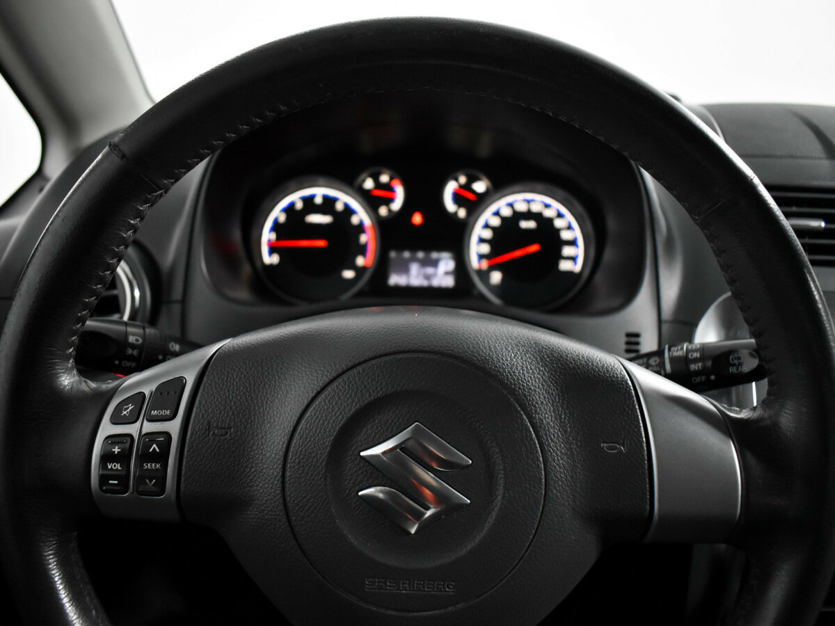 Suzuki SX4 I (Classic) Рестайлинг, 2010 Фото №14