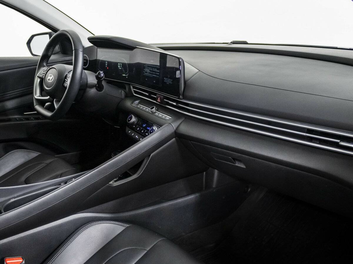 Hyundai Elantra VII (CN7) Рестайлинг, 2023 - 44 300 км. | Фото №6
