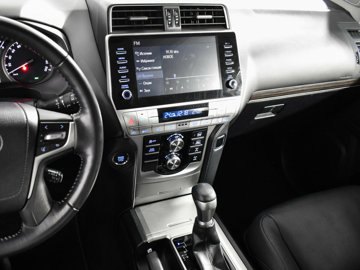 Toyota Land Cruiser Prado 150 Series Рестайлинг 3, 2022 Фото №16