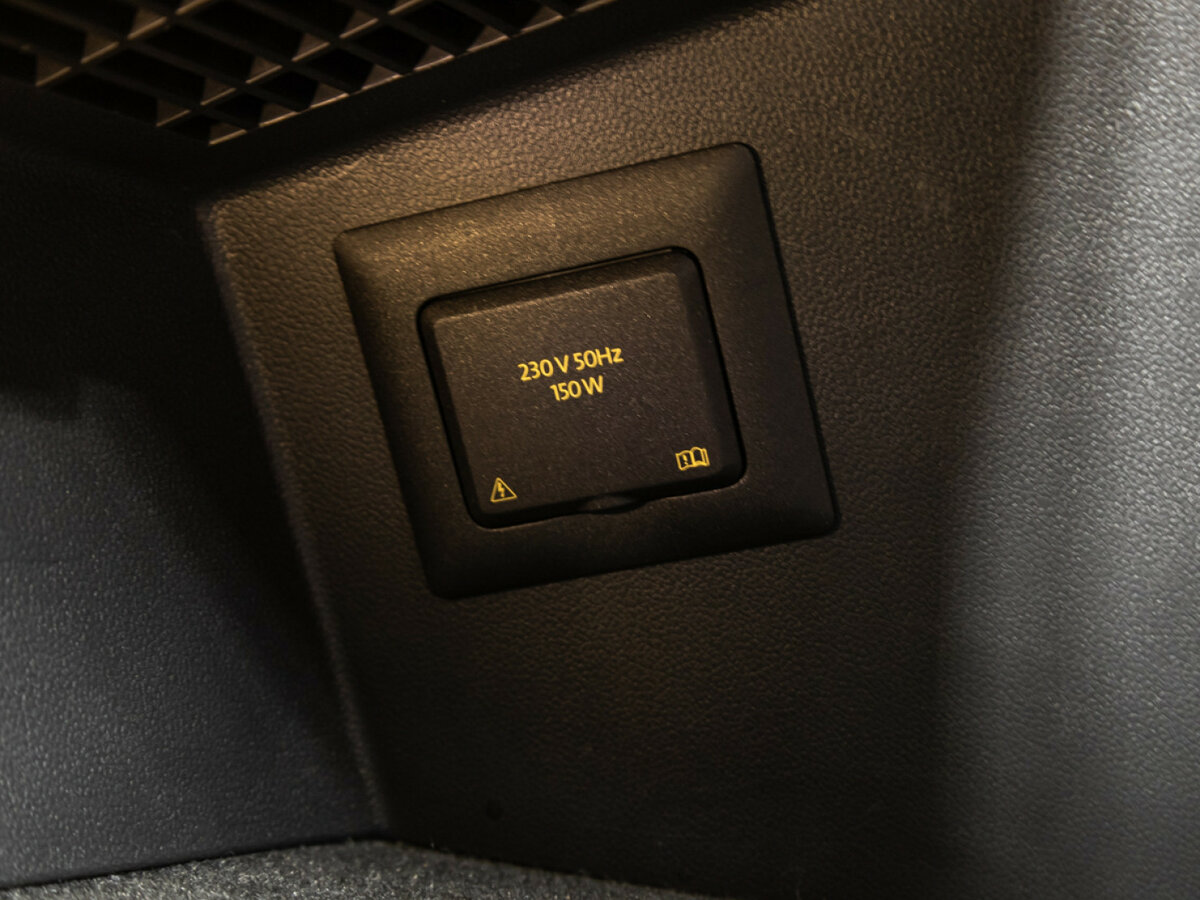 Volkswagen Tiguan II Рестайлинг, 2020 Фото №24