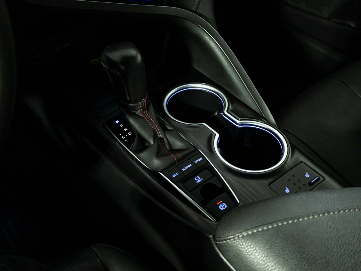 Toyota Camry VIII (XV70) Рестайлинг, 2023 Фото №18