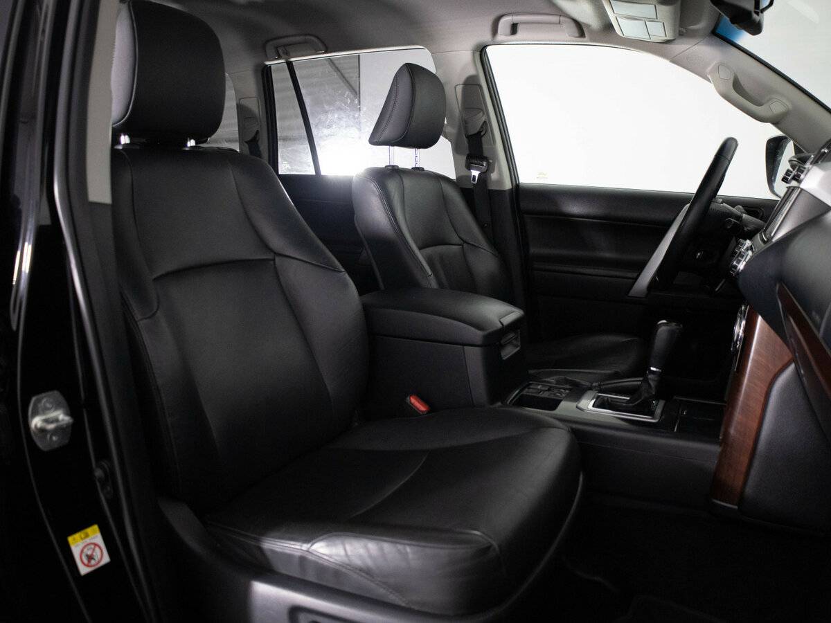 Toyota Land Cruiser Prado 150 Series Рестайлинг 1, 2016 Фото №19