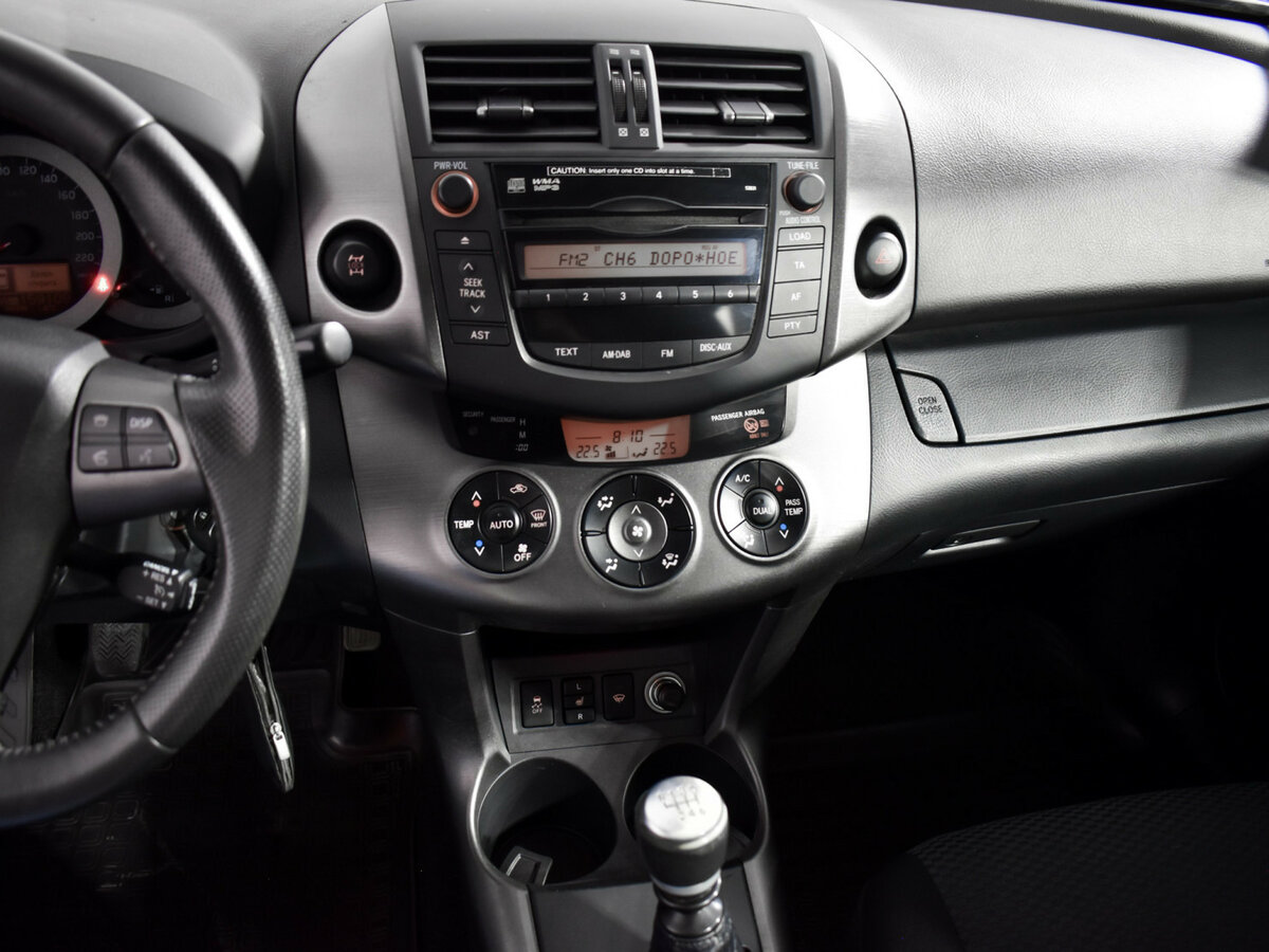 Toyota RAV4 III (XA30) Рестайлинг, 2011 Фото №19