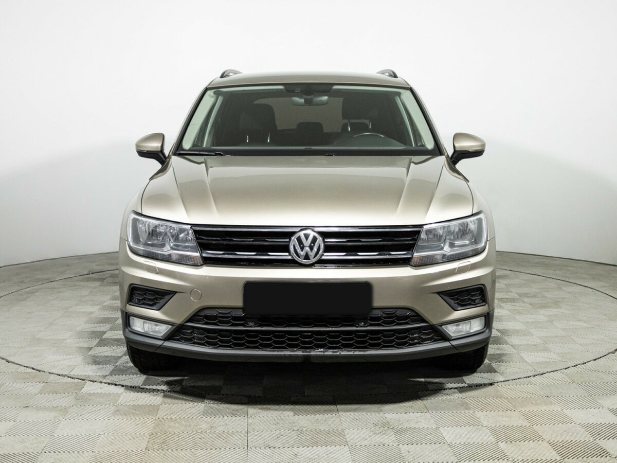 Volkswagen Tiguan II, 2017 - 76 658 км. | Фото №2
