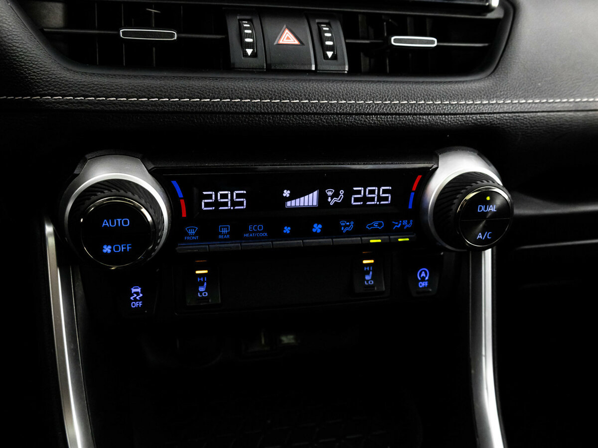 Toyota RAV4 V (XA50), 2021 Фото №15