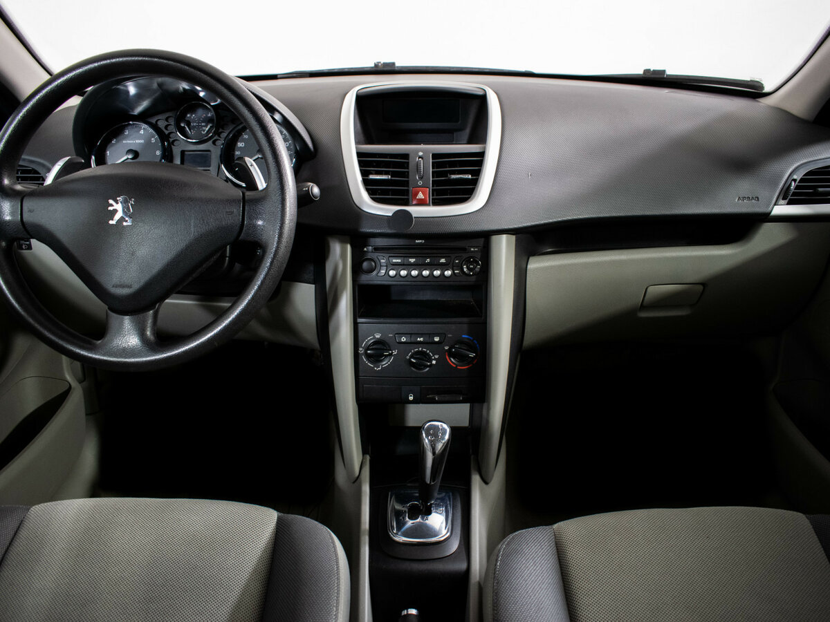 Peugeot 207 I, 2008 Фото №11